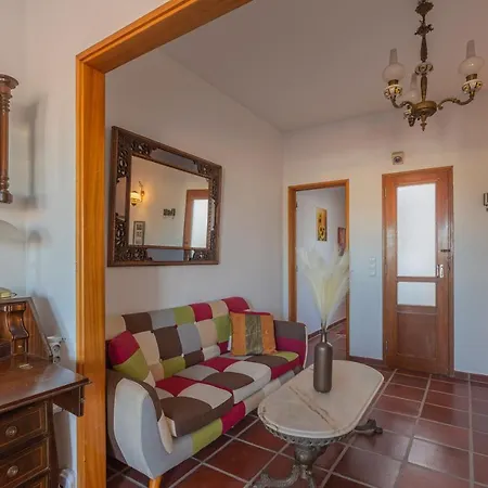 Romance & The ラゴス